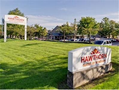 Hawthorn Suites By Wyndham Kent, Wa Екстер'єр фото