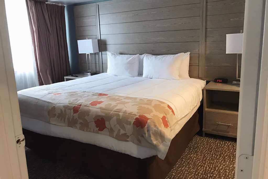 Hawthorn Suites By Wyndham Kent, Wa Номер фото